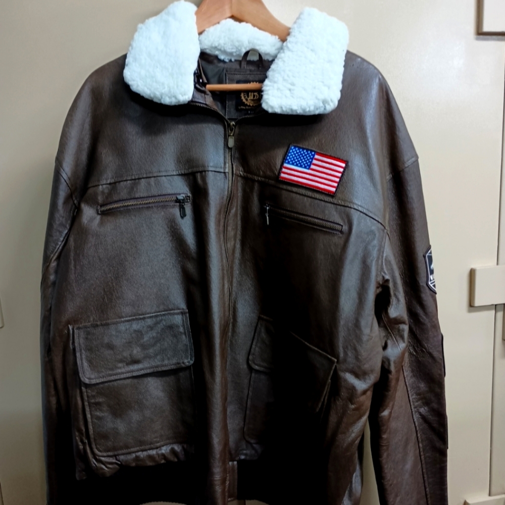 Bradford Exchange XXL Tanks of WWII Leather Bomber Jacket Rich Brown